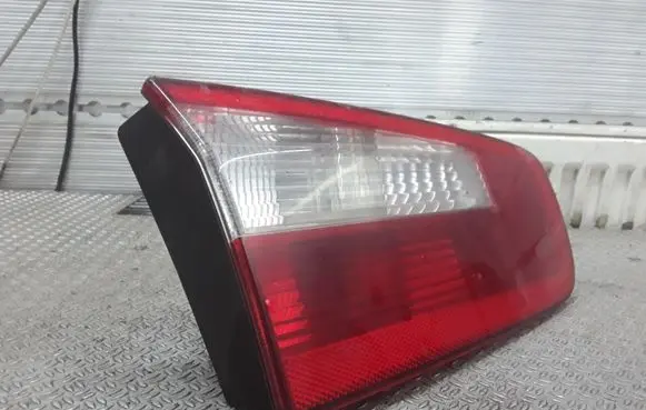Renault Laguna II Tailgate rear/tail lights 8200002475