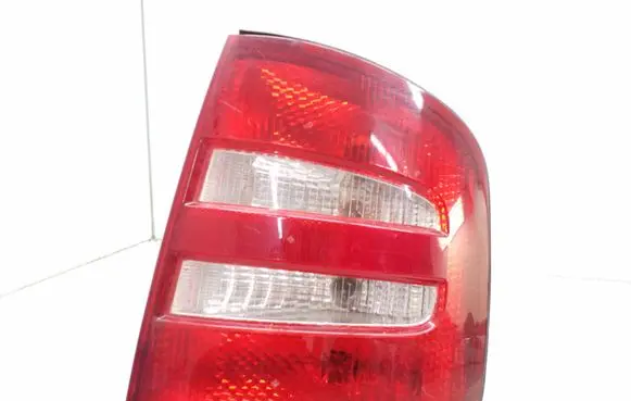 Skoda Fabia Mk1 (6Y) Rear/tail lights 6Y9945096B