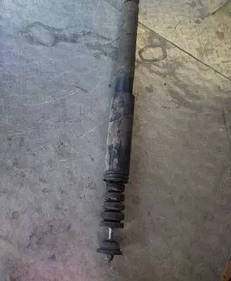 Renault Captur Rear shock absorber/damper