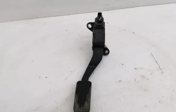 Toyota Yaris Accelerator throttle pedal 781100D010 47244709656