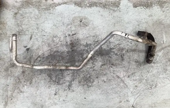 Chrysler Town & Country V Air conditioning (A/C) pipe/hose
