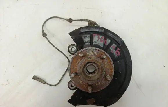 Chevrolet Aveo Front wheel hub spindle knuckle 