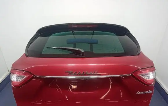 Tailgate/trunk/boot lid
