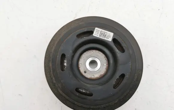 Nissan Qashqai J12 Crankshaft pulley 200123038345R