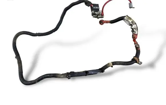 Land Rover Discovery 3 - LR3 Positive cable (battery) YTA500660 301077600