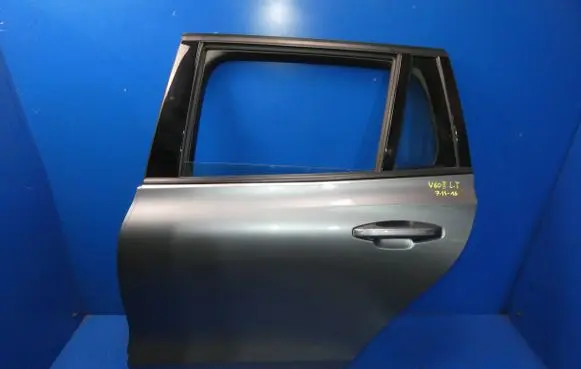 Volvo V60 Rear door 