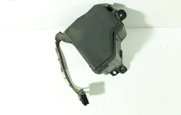 Toyota Yaris Fuse box set 826620D130 3320LN2 821110DY50J