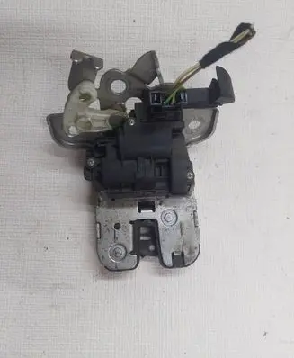 Audi A6 S6 C6 4F Tailgate/trunk/boot lock/catch/latch 6927505