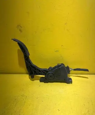 Volkswagen Polo IV 9N3 Accelerator throttle pedal 6Q1721503C