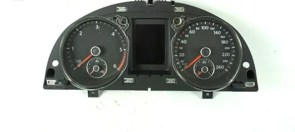 Volkswagen PASSAT B7 Speedometer (instrument cluster) 3AA920880A