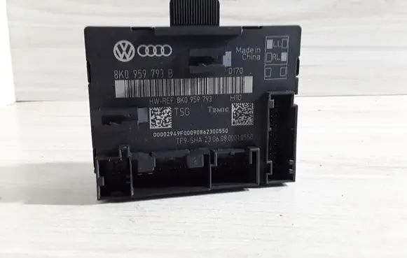Audi A4 S4 B8 8K Door control unit/module 8K0959793B
