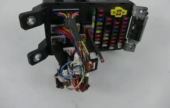 Hyundai Accent Fuse box set 91950-1G010