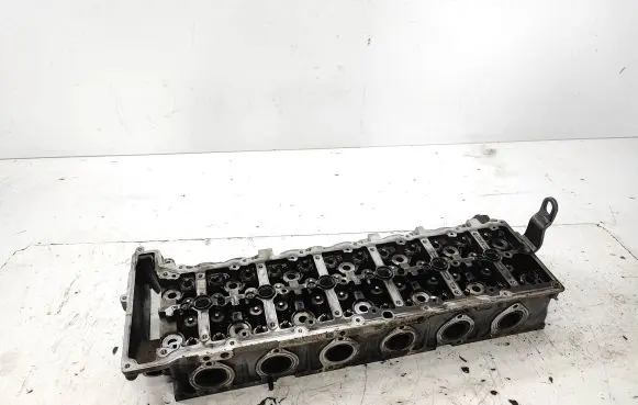 BMW 3 F30 F35 F31 Engine head 7812929 7812927