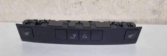 Mercedes-Benz E AMG W212 Seat heating switch A2128202610