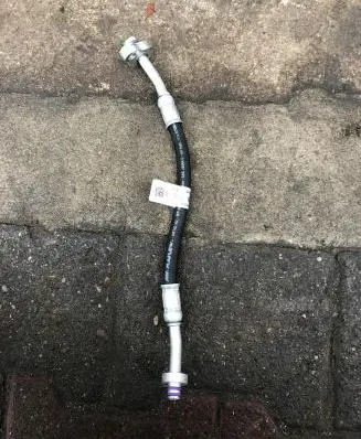 Jaguar E-Pace Air conditioning (A/C) pipe/hose HJ32