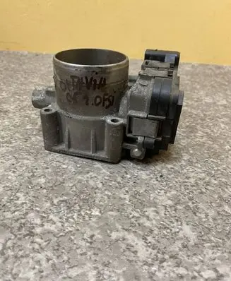 Skoda Octavia Mk1 (1U) Throttle valve 03C133062A