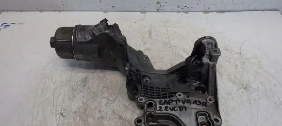 Chevrolet Volt I Oil filter mounting bracket 25183865