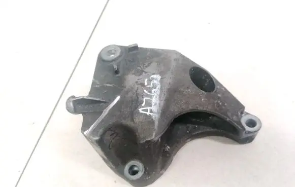 Opel Vectra C Engine mounting bracket 91911253 1011