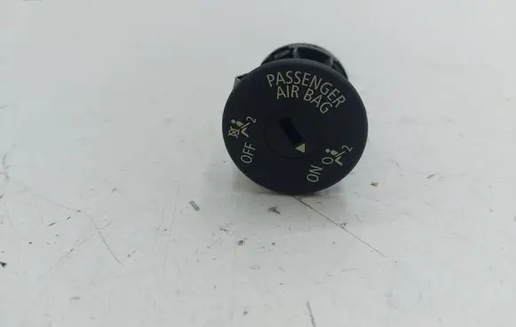 BMW 5 F10 F11 Passenger airbag on/off switch 9196886
