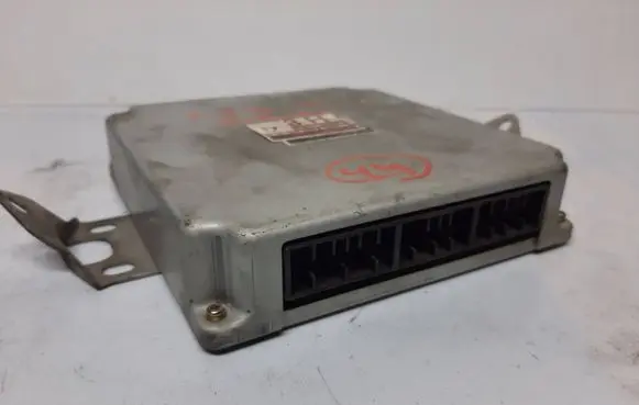 Subaru Impreza II Engine control unit/module 22611AF633 A18000D7P