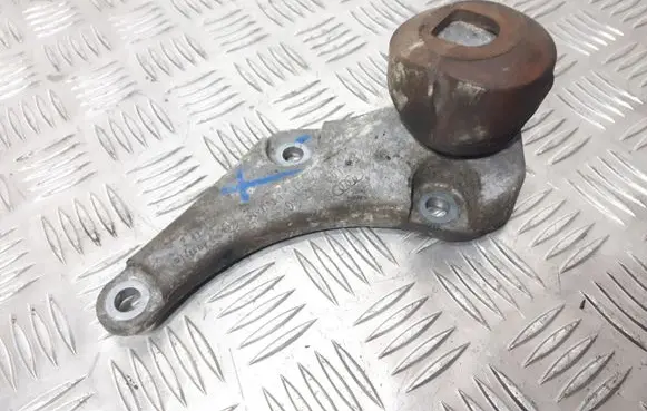 Audi A8 S8 D3 4E Engine mounting bracket 4E0199343AG