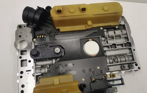 Mercedes-Benz ML W163 Transmission gearbox valve body A1402700606 1402700606