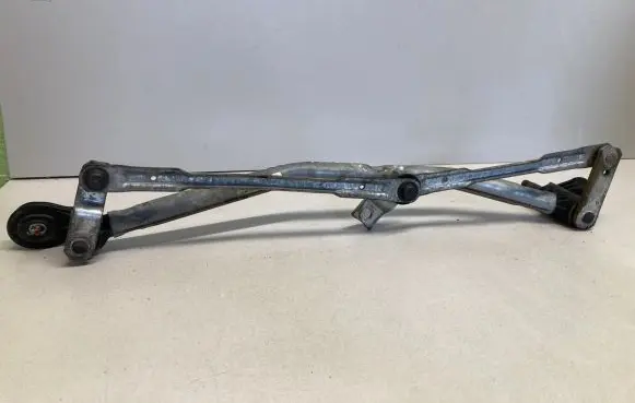 Opel Astra H Front wiper linkage 3397020632 13111211