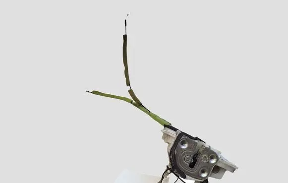 Mazda 3 II Front door lock B0481 0F25B0481