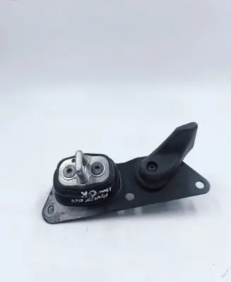 Loading door lock