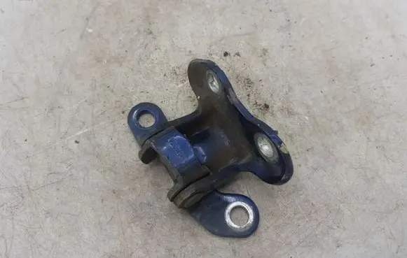 Toyota Corolla Verso E121 Rear door upper hinge NOCODE