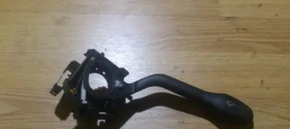 Volkswagen Golf III Wiper control stalk 1h6953503aa