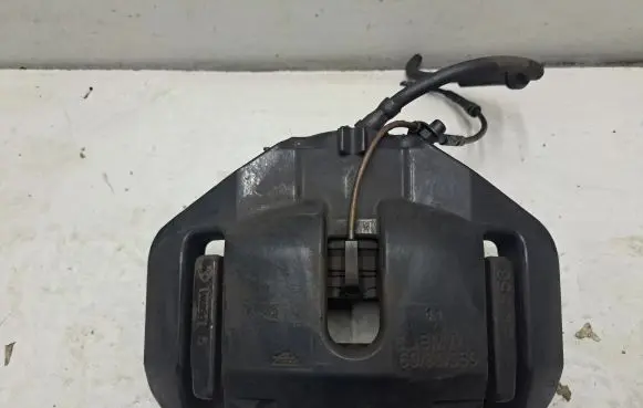 BMW M3 e92 Front brake caliper 7845134