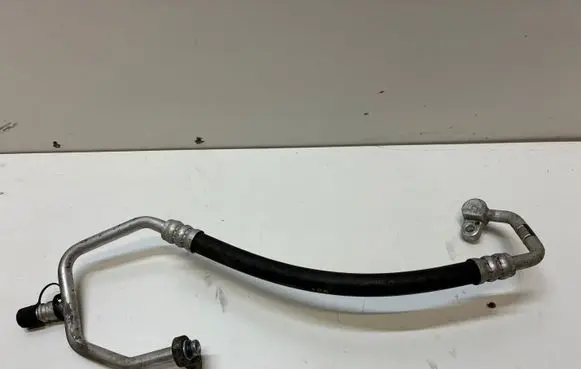 KIA Stonic Air conditioning (A/C) pipe/hose 