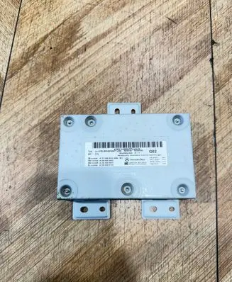 Mercedes-Benz C W204 GPS navigation control unit/module A1729009302 A2049015902 A2049026102