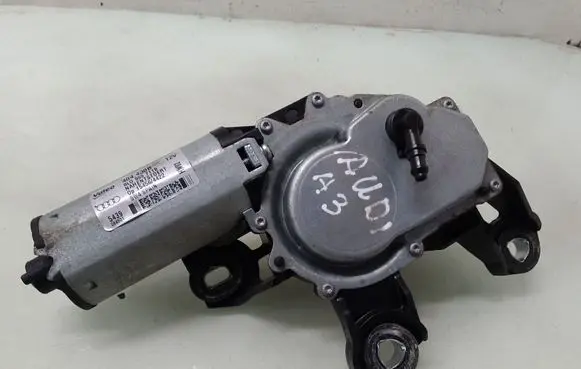 Audi A3 S3 8L Rear window wiper motor 8L0955711B