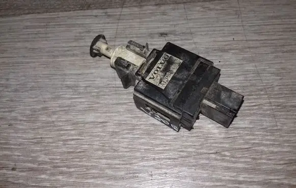 Volvo V70 Brake pedal sensor switch 8622064