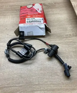 KIA Rio ABS wheel speed sensor 956711G100