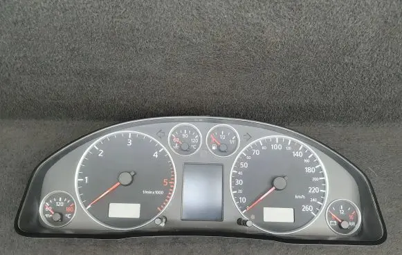 Audi A6 S6 C5 4B Speedometer (instrument cluster) 4B0920933M