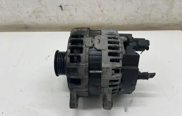 Mercedes-Benz GLA W156 X156 Generator/alternator A0009063322