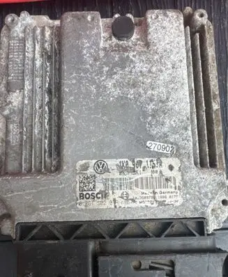 Volkswagen Golf V Engine control unit/module ECU 1K0907115A 270902 0261S02019