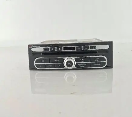 Renault Espace - Grand espace IV Radio/GPS head unit trim 8200411128E