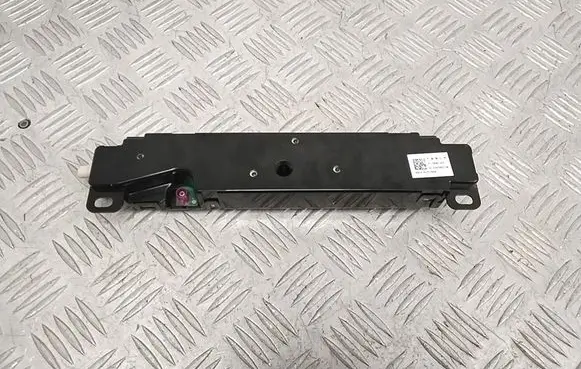 Tesla Model Y Aerial antenna amplifier 158560100E