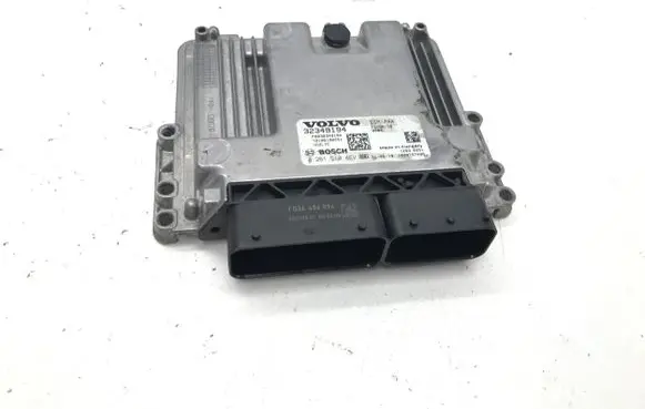 Volvo XC40 Engine control unit/module 32349194