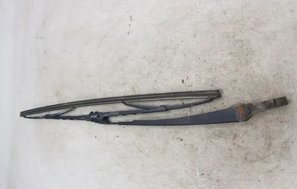 Volkswagen PASSAT B5 Rear wiper blade NOCODE