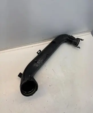 Audi Q3 8U Intercooler hose/pipe 04E145673F