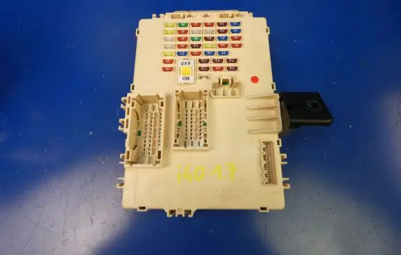 Hyundai i40 Fuse module 919503Z021