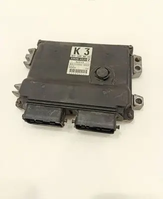 Suzuki Swift I Engine control unit/module 3392062J3 062J3 MB1123000933