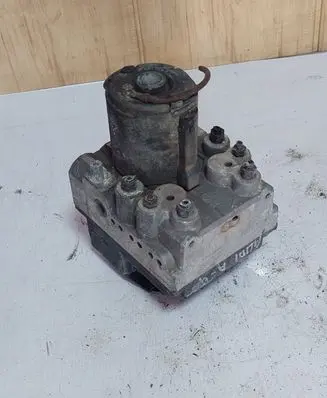 Audi A6 S6 C4 4A ABS Pump 8D0614111D