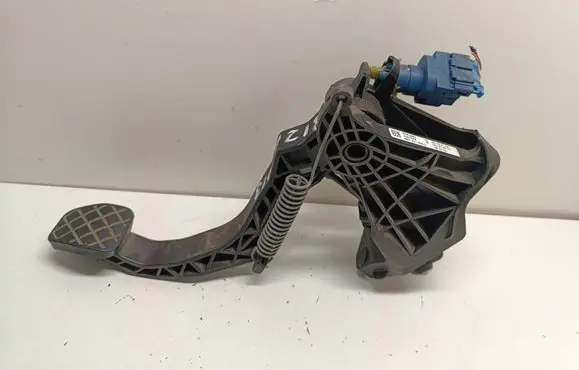 Seat Ibiza IV (6J,6P) Clutch pedal 6R1721059S 150752Y