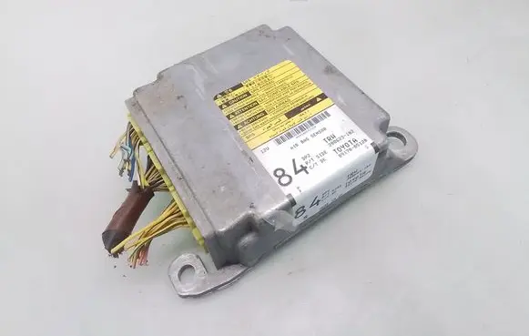 Toyota Avensis T250 Airbag control unit/module 8917005120